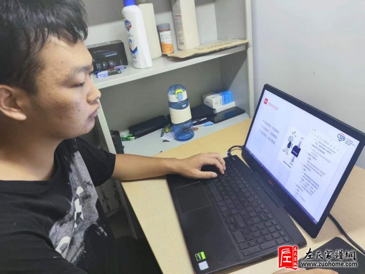 《宗族力量》贫困学子左瞳 自强不息 成功考研