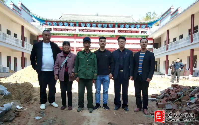 长丰左氏后裔左文雅为左氏宗祠添砖加瓦